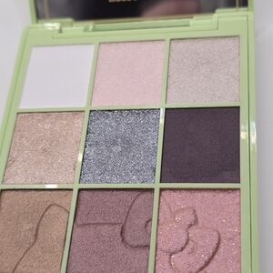 Pixi Eyeshadow Palette X Hello Kitty Brand New In Box Limited Edition